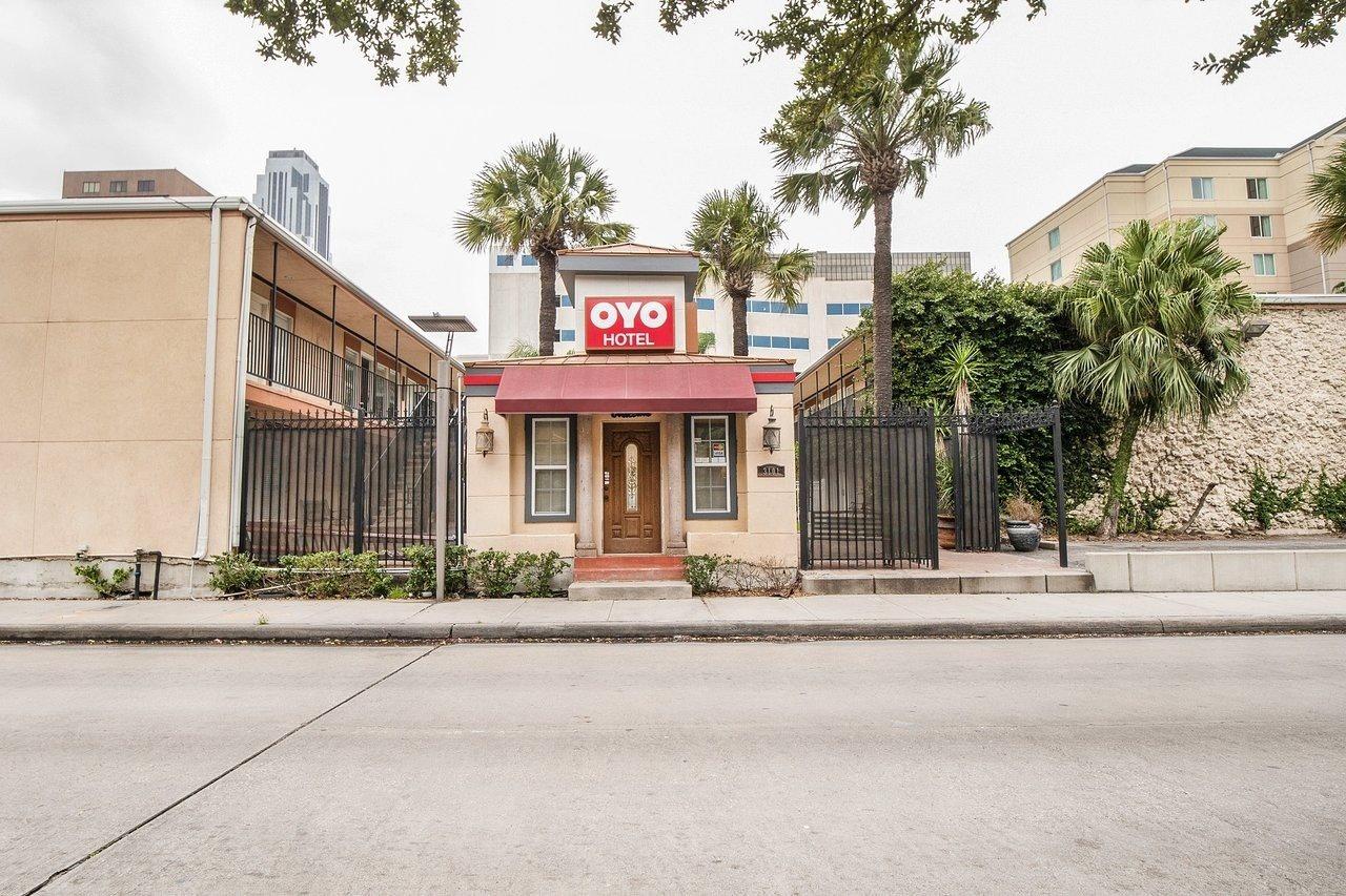 Oyo Hotel & Apartments Houston Galleria Eksteriør billede