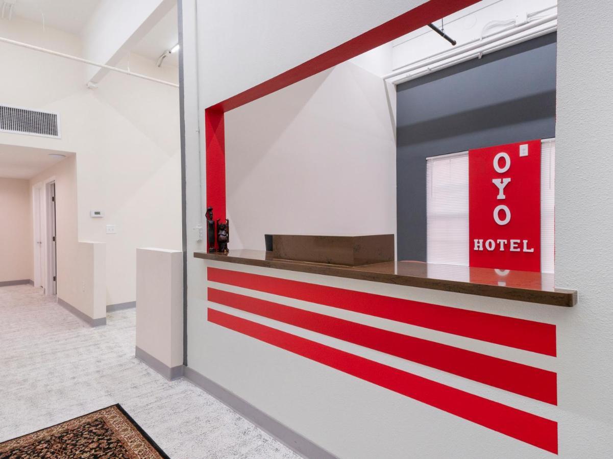 Oyo Hotel & Apartments Houston Galleria Eksteriør billede